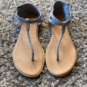 Gray braided strap thong sandals